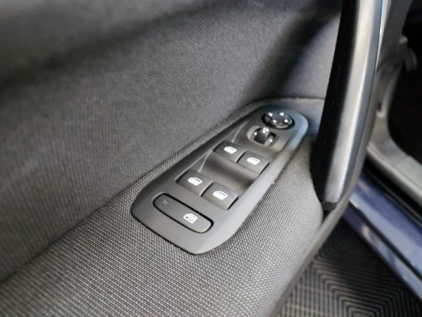 Peugeot 308 SW Premium 74