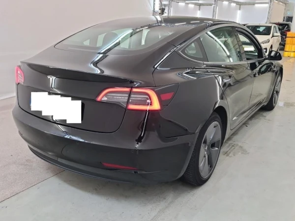 Tesla Model 3 Standard RWD Plus 7
