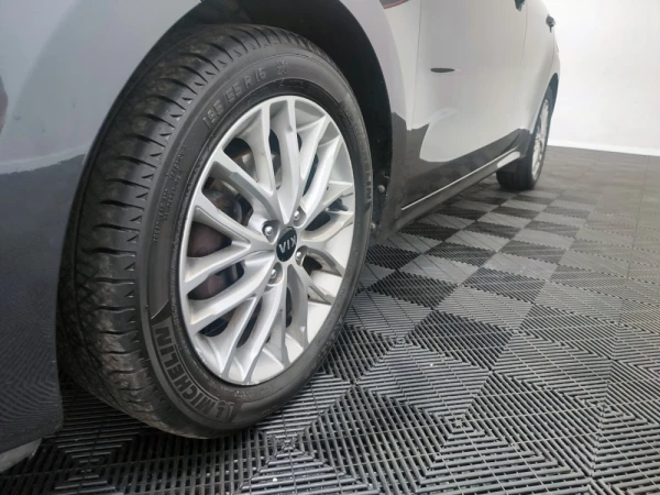 Kia Rio 19