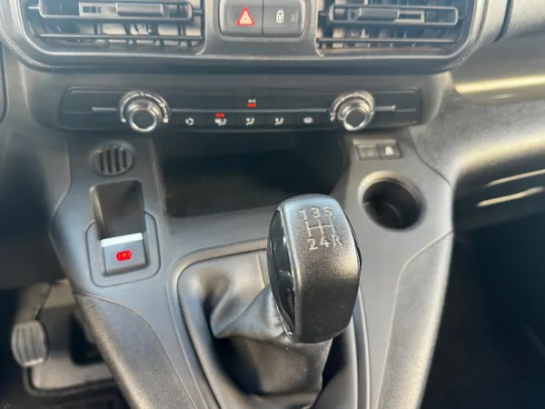 Peugeot Partner 1.6 BlueHDi Confort 34