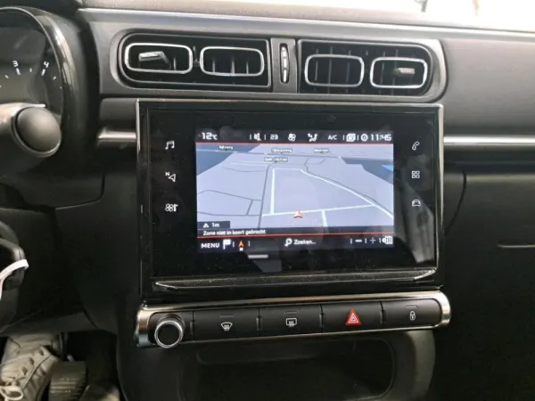 Citroën C3 1.2 PureTech Shine 10