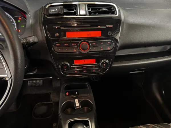 Mitsubishi Space Star 1.2 Intense CVT 22