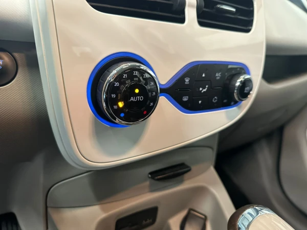 Renault Zoe 18