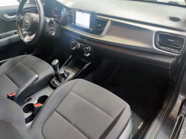 Kia Rio 35