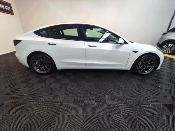Tesla Model 3 15