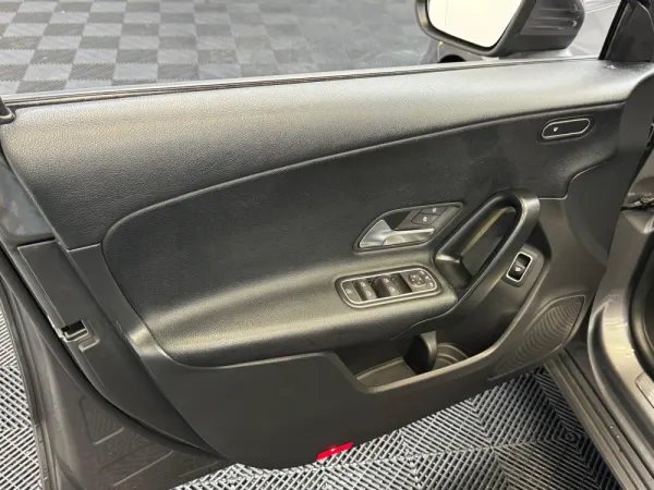 Mercedes-Benz A 180 Limousine A 180 Limousime 26