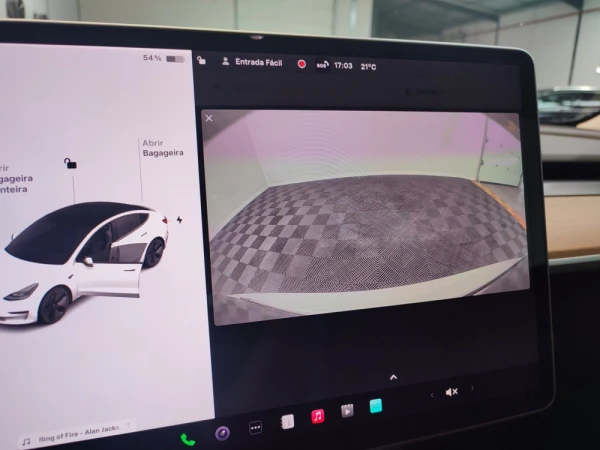 Tesla Model 3 28