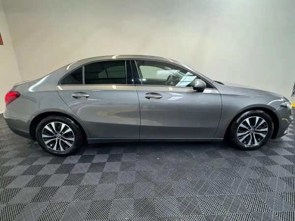 Mercedes-Benz A 180 Limousine A 180 Limousime 12