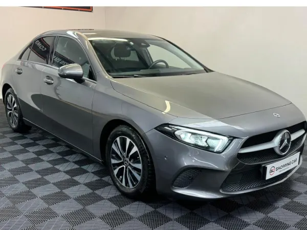 Mercedes-Benz A 180 Limousine A 180 Limousime 4