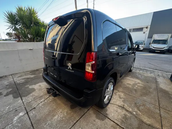 Peugeot Partner 1.6 BlueHDi Confort 17