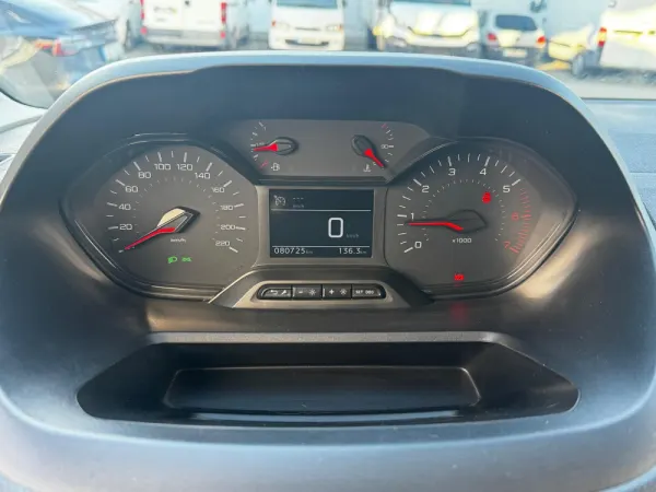 Peugeot Partner 1.6 BlueHDi Confort 29