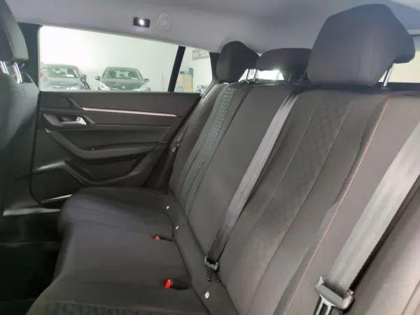 Peugeot 508 SW 48