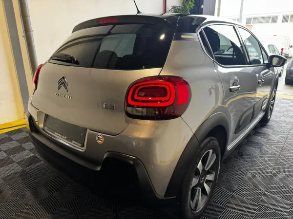 Citroën C3 1.2 PureTech Shine 7