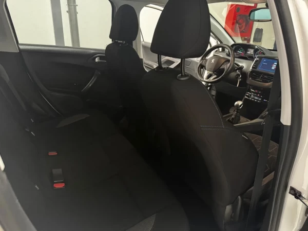Peugeot 2008 36