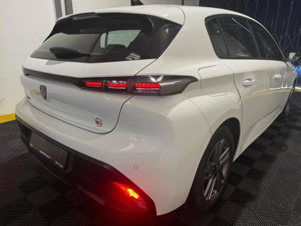 Peugeot 308 1.5 BlueHDi Active 11