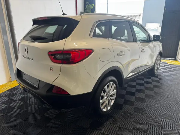 Renault Kadjar 1.5 Blue dCi Techno EDC 10