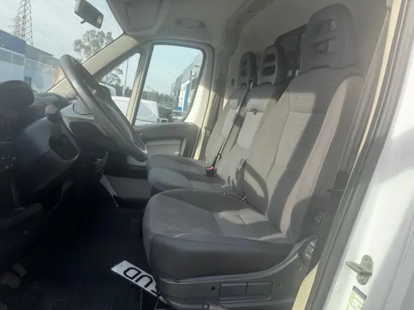 Peugeot Boxer 2.2 HDi 335 L2 CD 4