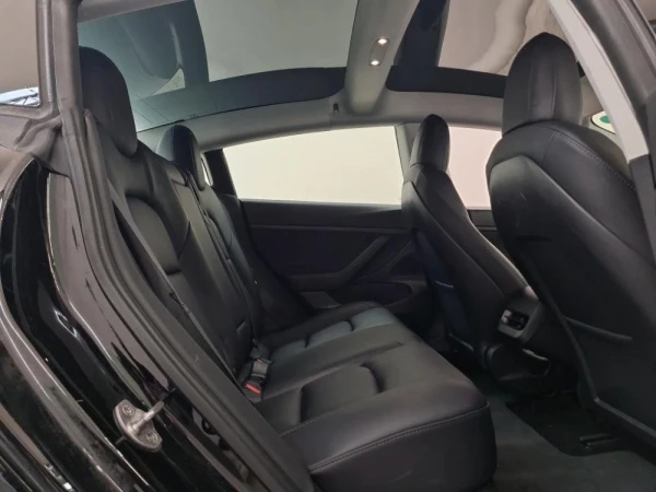 Tesla Model 3 Standard RWD Plus 15