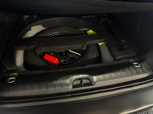 Peugeot 2008 1.2 PureTech Allure 23