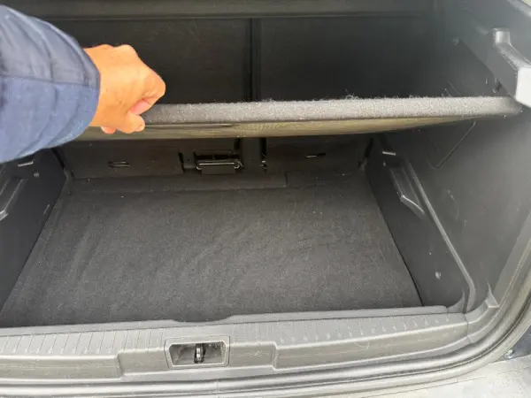 Renault Captur 1.5 dCi Initiale Paris EDC 44