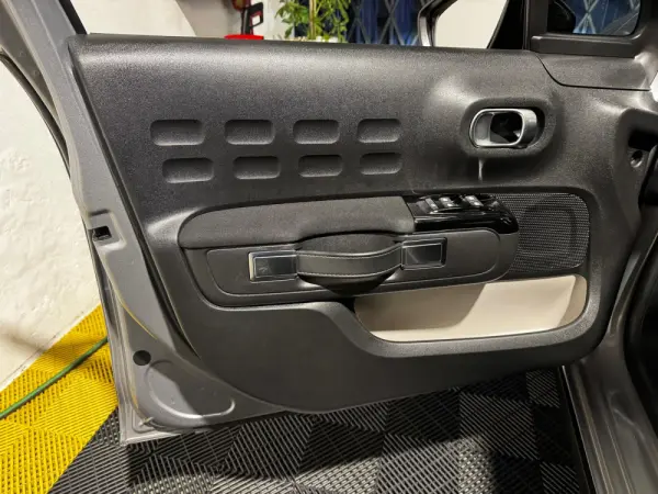 Citroën C3 1.2 PureTech Shine 40