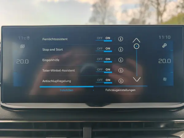 Peugeot 3008 PureTech 130 Stop & Start GPF EAT8 Allure Pack 9