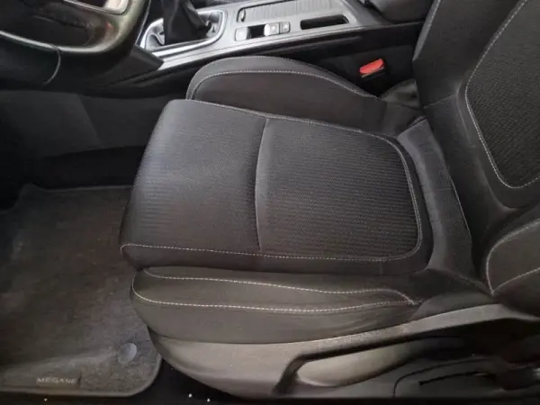 Renault Mégane BLUE dCi 115 BUSINESS EDITION 12