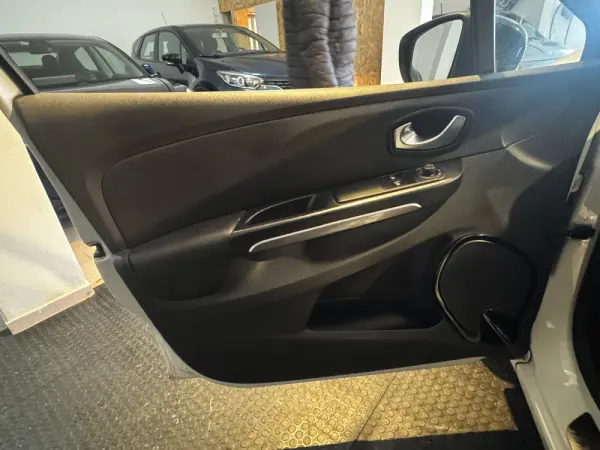 Renault Clio Break 1.5 dCi Confort 29