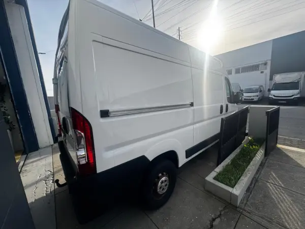 Peugeot Boxer 2.2 HDi 335 L2 CD 3