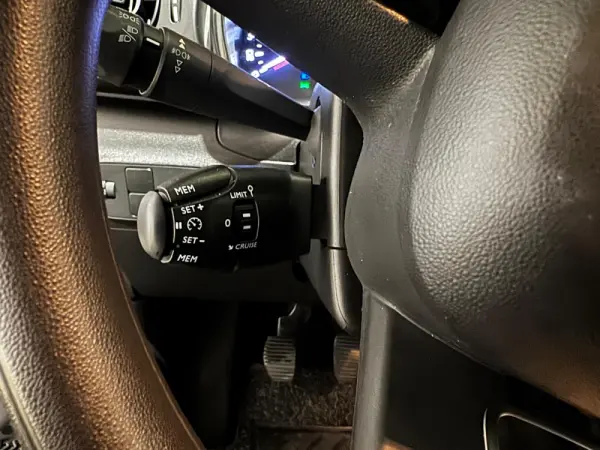 Citroën C3 1.2 PureTech Shine 27