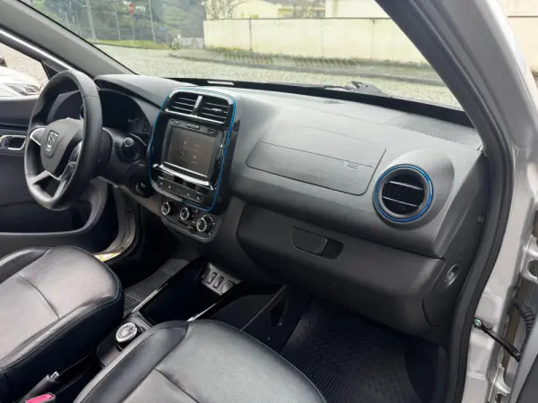 Dacia Spring Comfort 17