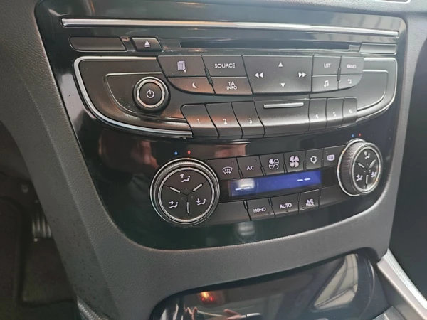Peugeot 508 SW 32