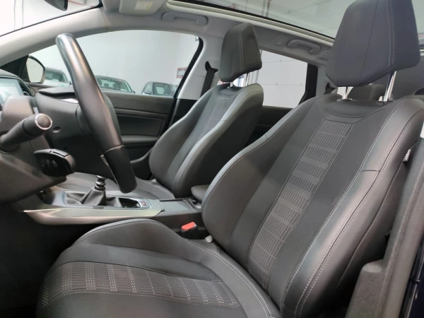 Peugeot 308 SW Premium 44