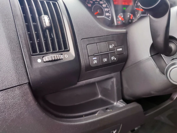 Peugeot Boxer 2.2 BlueHDi 435 L4 CD 28