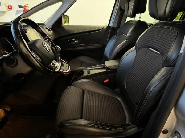 Renault Grand Scénic 1.5 dCi Intens EDC SS 30