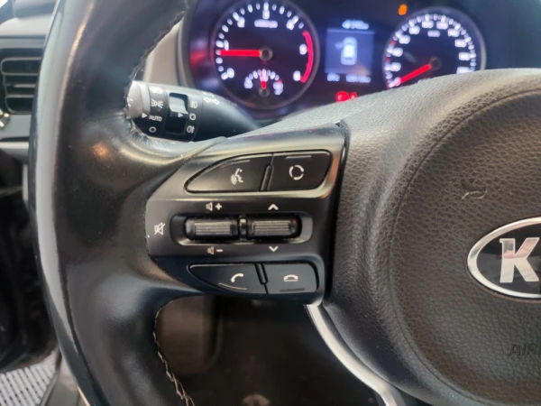 Kia Rio 26