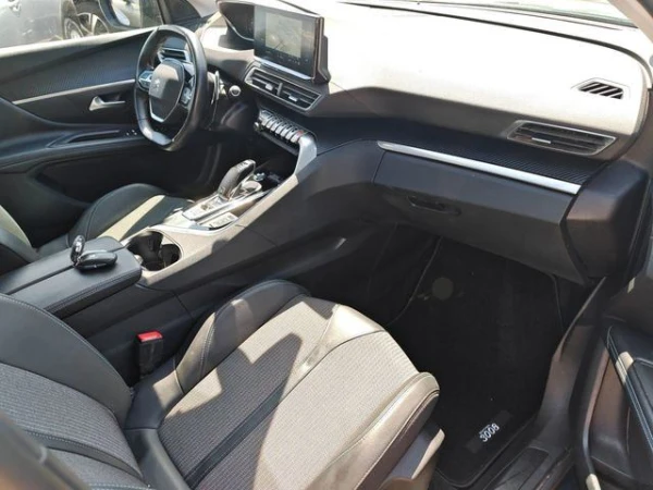 Peugeot 3008 1.2 PureTech Allure EAT8 8