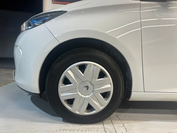 Renault Zoe 9