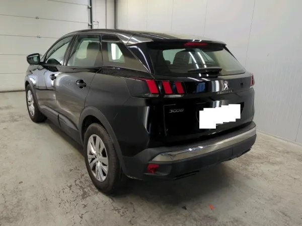 Peugeot 3008 1.2 PureTech Allure EAT8 4