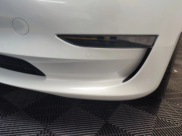 Tesla Model 3 7