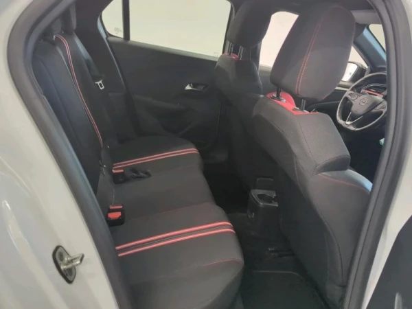 Opel Corsa 1.2 T GS 11