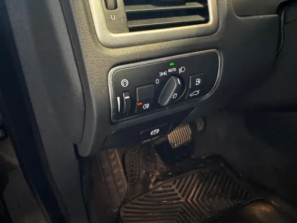 Volvo XC 70 2.0 D4 Momentum Geartronic 23