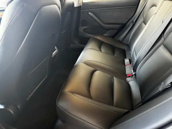 Tesla Model 3 Tração Traseira 42