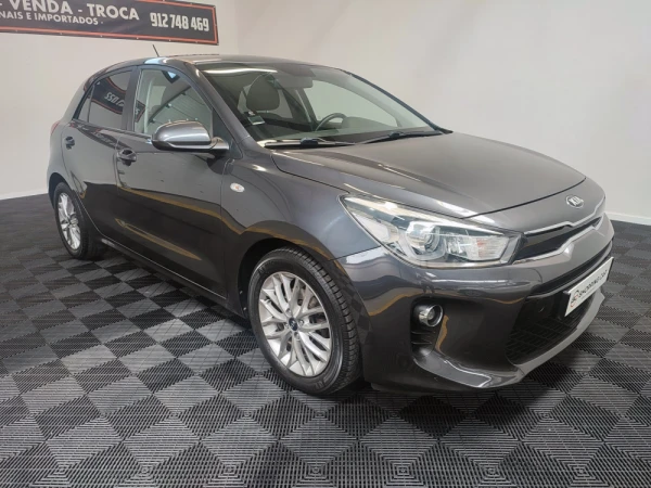 Kia Rio 7