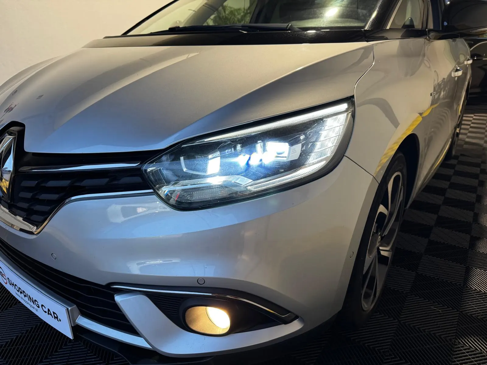 Renault Grand Scénic 1.5 dCi Intens EDC SS 13