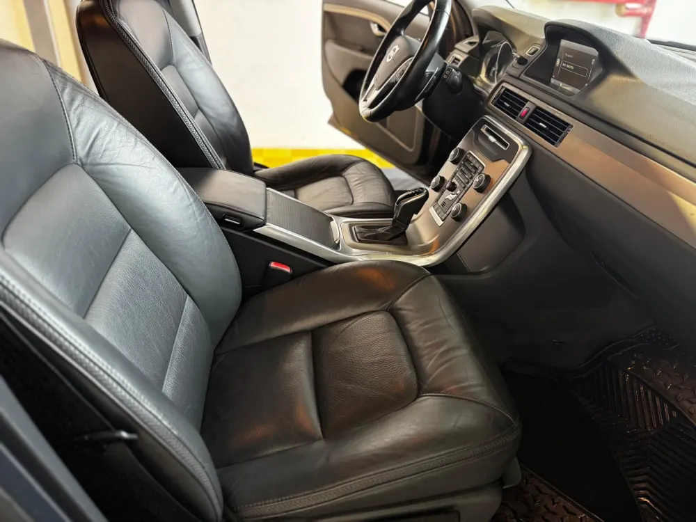 Volvo XC 70 2.0 D4 Momentum Geartronic 18