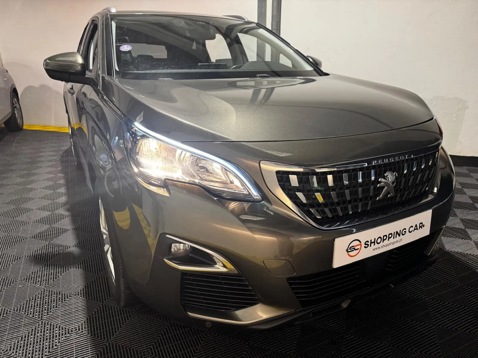 Peugeot 3008 1.2 PureTech Allure Pack EAT8 5