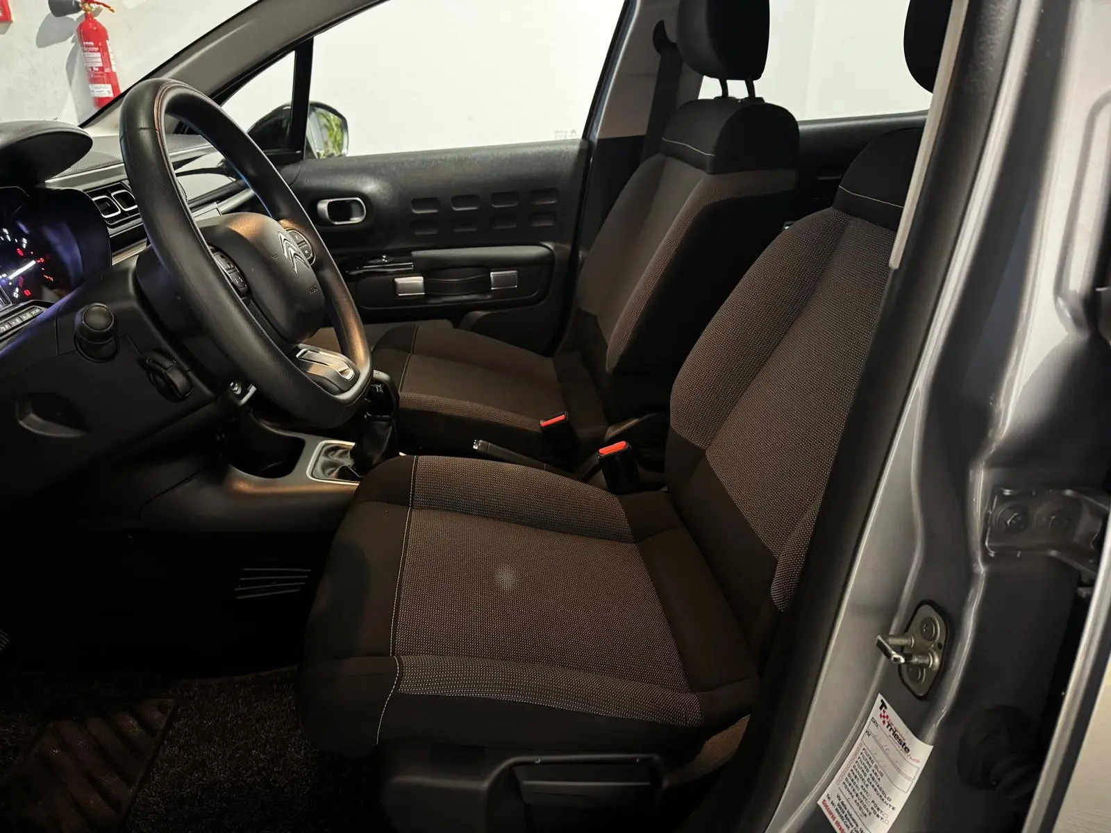 Citroën C3 1.2 PureTech Shine 21