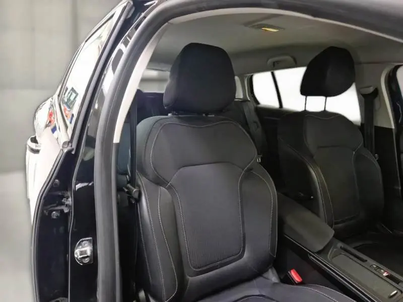 Renault Mégane BLUE dCi 115 BUSINESS EDITION 8