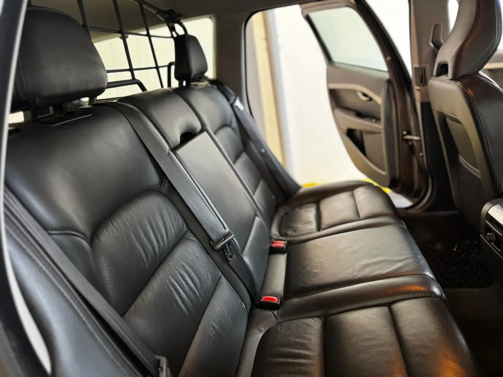 Volvo XC 70 2.0 D4 Momentum Geartronic 43